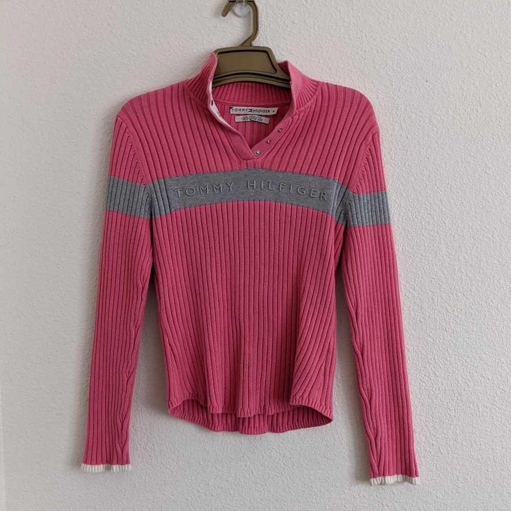 Tommy Hilfiger size medium pink ribbed pullover.